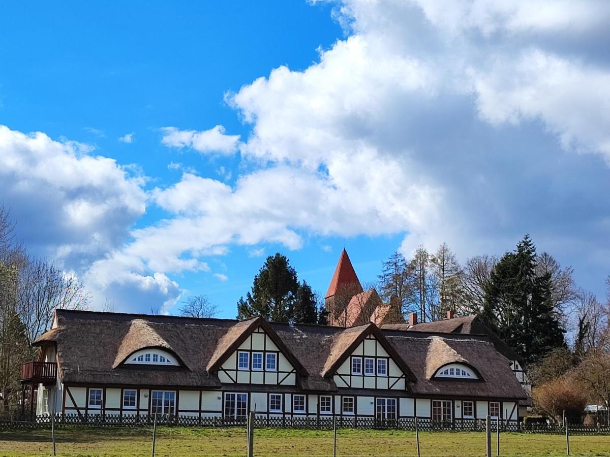 Hotel Und Appartements Jaegerhof Ruegen Lancken-Granitz Dış mekan fotoğraf