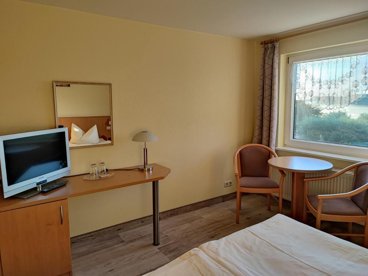 Hotel Und Appartements Jaegerhof Ruegen Lancken-Granitz Dış mekan fotoğraf