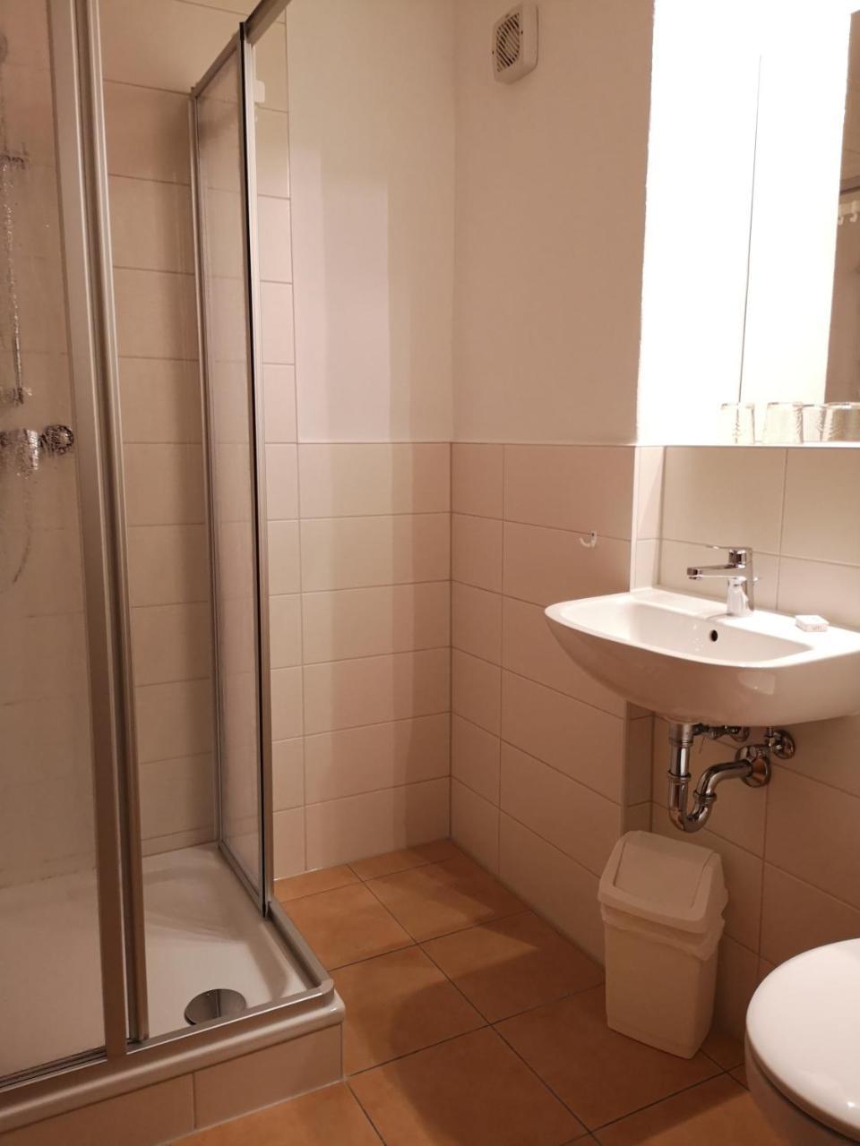 Hotel Und Appartements Jaegerhof Ruegen Lancken-Granitz Dış mekan fotoğraf